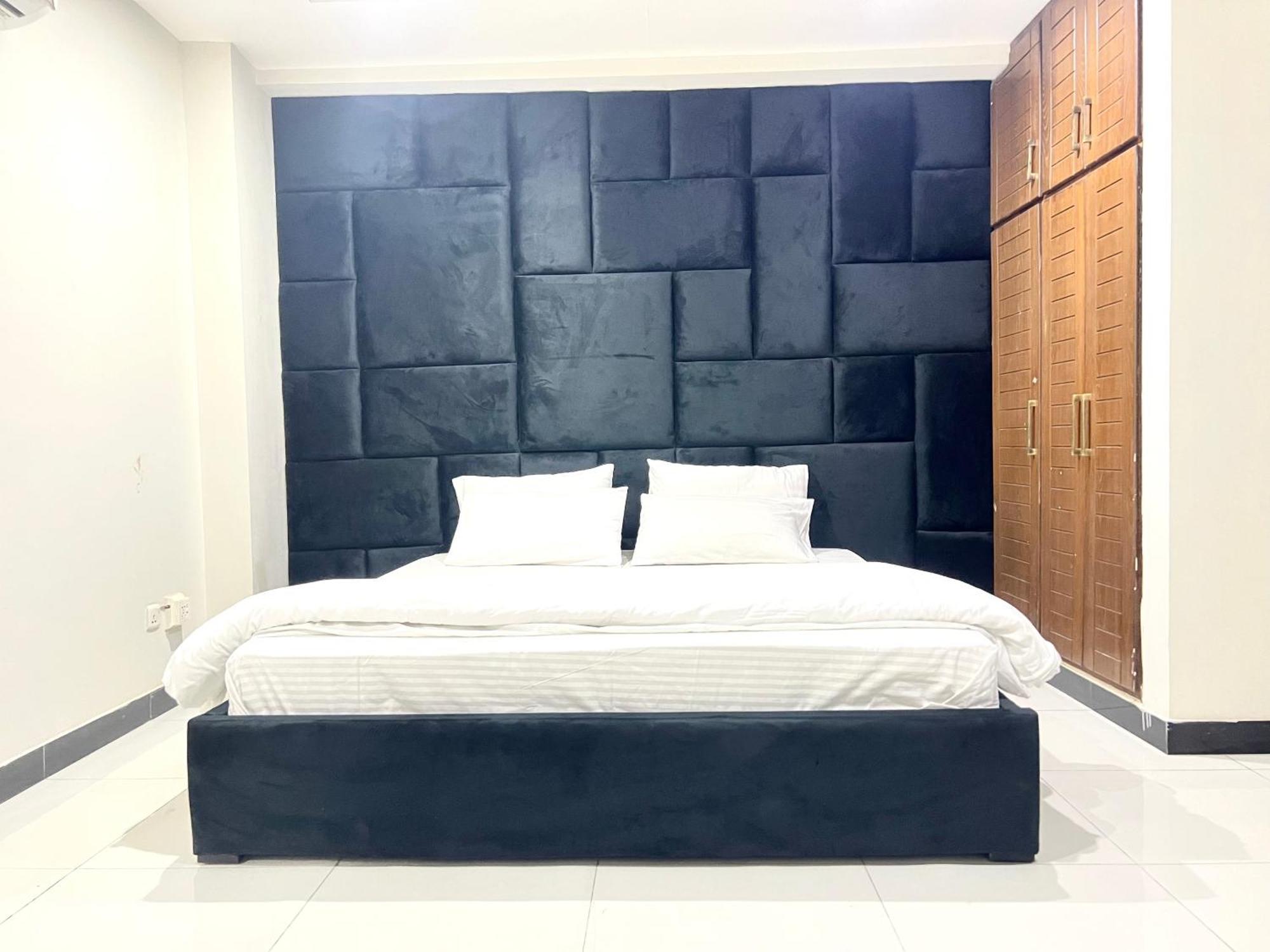 Penthouse 3Bedrooms - Luxury Apartment Hotel Islamabad Esterno foto
