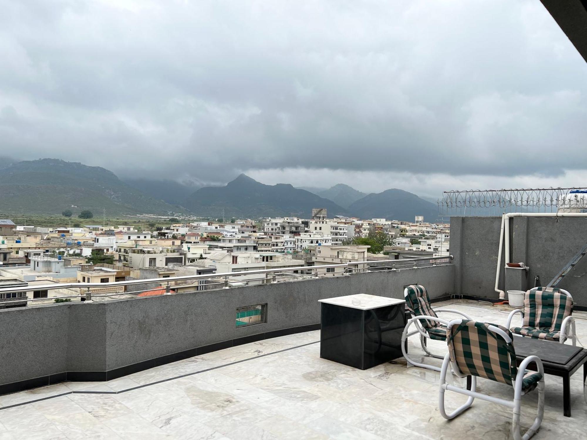 Penthouse 3Bedrooms - Luxury Apartment Hotel Islamabad Esterno foto